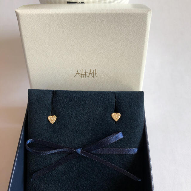 AHKAH❤️ピアス