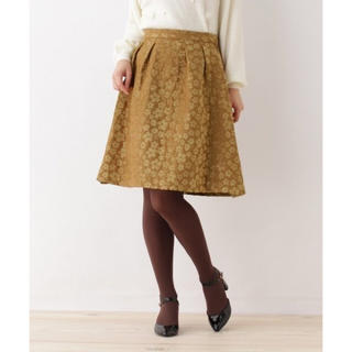 クチュールブローチ(Couture Brooch)のフラワージャガードスカート(ひざ丈スカート)