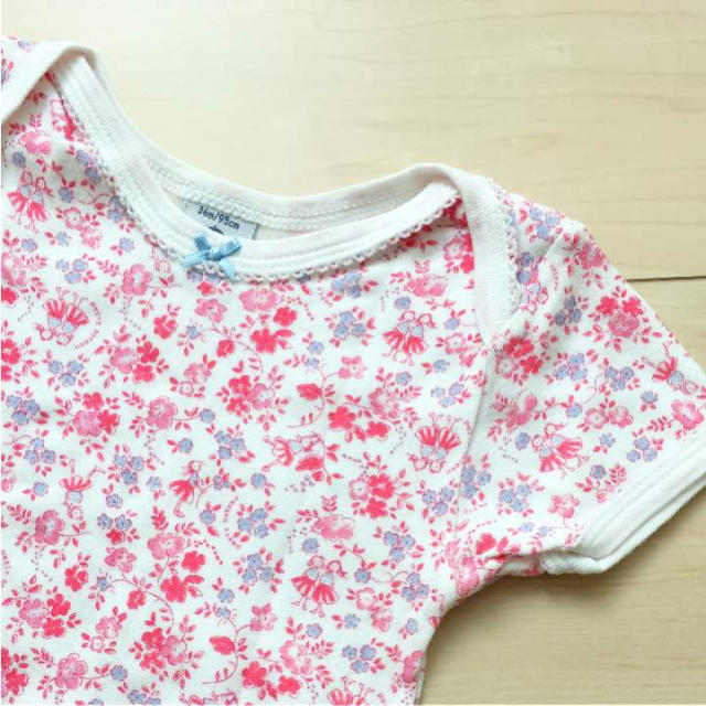 PETIT BATEAU(プチバトー)のPETIT BATEAU♡36m半袖ボディ ３枚セット キッズ/ベビー/マタニティのキッズ服女の子用(90cm~)(下着)の商品写真