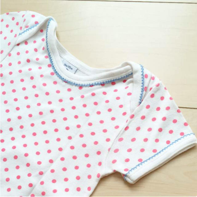 PETIT BATEAU(プチバトー)のPETIT BATEAU♡36m半袖ボディ ３枚セット キッズ/ベビー/マタニティのキッズ服女の子用(90cm~)(下着)の商品写真