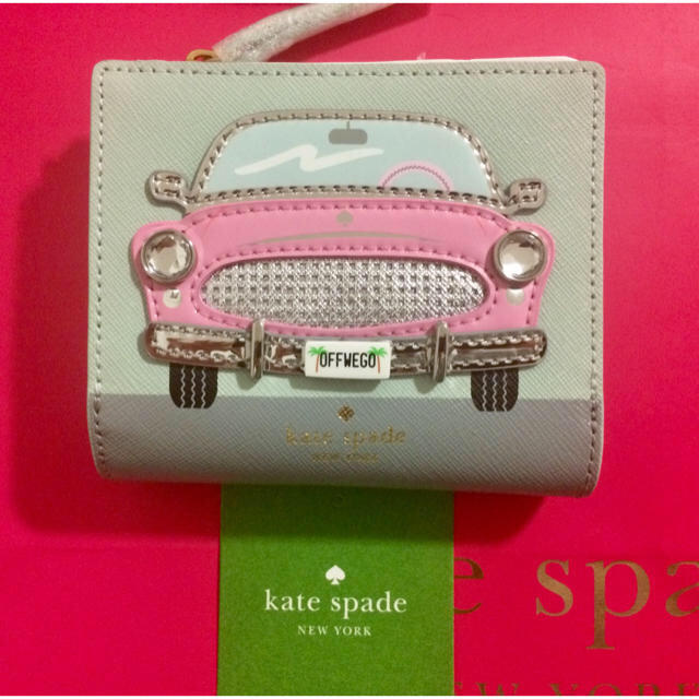 最終お値下げ様専用 Kate spade ピンクの車 折り財布 | フリマアプリ ラクマ