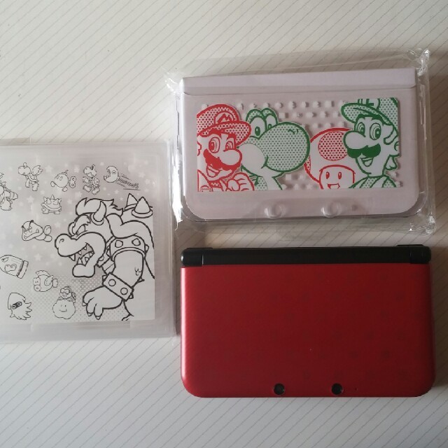 美品　任天堂3DS LL  マリオバージョン　ダウンロードソフト付き