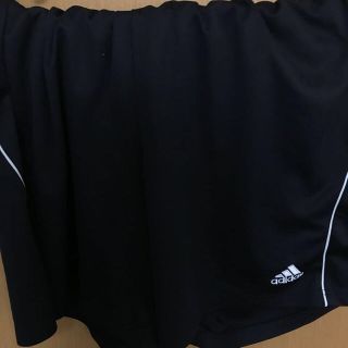 アディダス(adidas)のadidas ハーフパンツ(ショートパンツ)