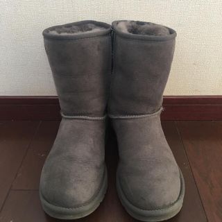 アグ(UGG)のUGG ムートンブーツ(ブーツ)