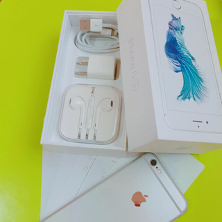 アップル(Apple)の超美品★iPhone6sシルバー16GB simフリー済(スマートフォン本体)