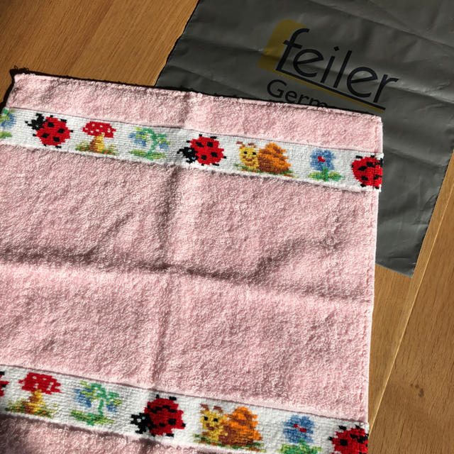 FEILER(フェイラー)のお値下げ 新品・未使用 Feiler フェイラー タオル地ハンカチ レディースのファッション小物(ハンカチ)の商品写真