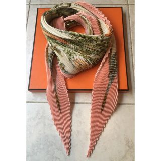 アイボリー×レッド エルメス スカーフ プリーツ エルメススカーフ