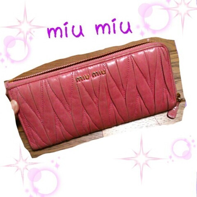 MIU MIU - ﾐｭｳﾐｭｳピンク長財布