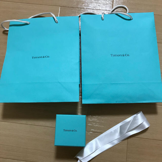 Tiffany & Co. - Tiffany & Co.ラッピング 箱 ショ袋 ティファニー 紙袋 リボンの通販 by shop
