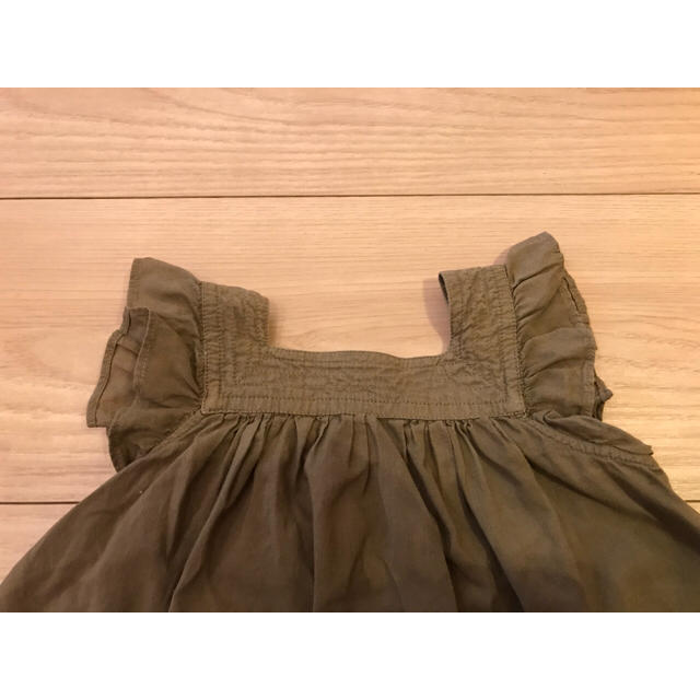 BONTON ボントン フリルブラウス♪ キッズ/ベビー/マタニティのベビー服(~85cm)(シャツ/カットソー)の商品写真