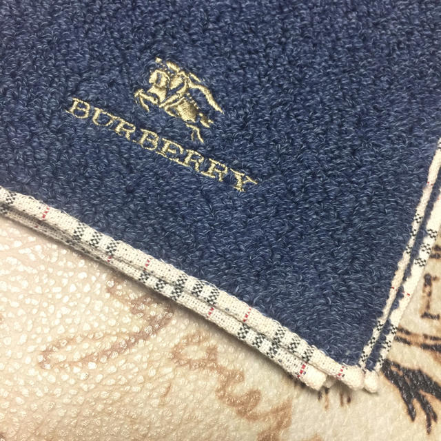 BURBERRY(バーバリー)のBURBERRY タオルハンカチ レディースのファッション小物(ハンカチ)の商品写真