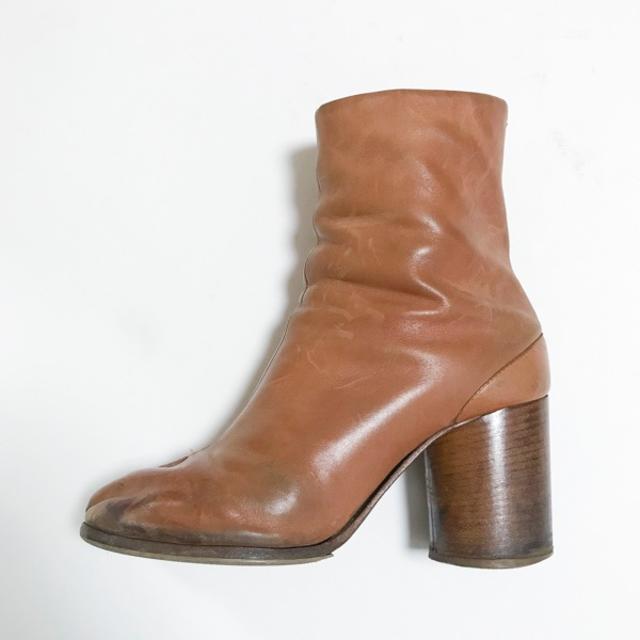 Maison Martin Margiela(マルタンマルジェラ)の格安⭐︎マルタン足袋ブーツ　37 （23.5〜24.5cm)  レディースの靴/シューズ(ブーツ)の商品写真