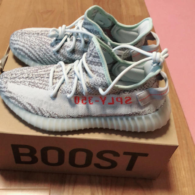 adidas(アディダス)の【adidas】yeezy boost 350 blue tint メンズの靴/シューズ(スニーカー)の商品写真