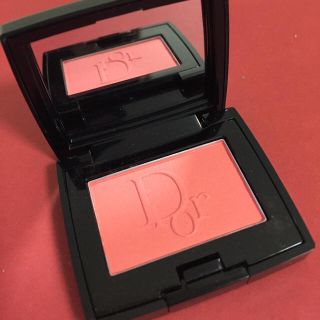 ディオール(Dior)のディオールブラッシュ676コーラルクルーズ ミニサイズ(チーク)