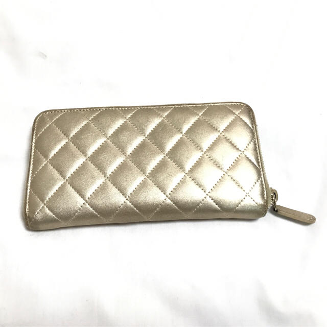 CHANEL(シャネル)のCHANEL シャネル★ココマーク マトラッセ ゴールド 長財布 ウォレット  レディースのファッション小物(財布)の商品写真