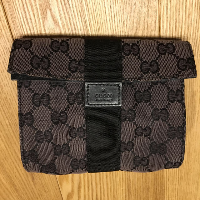 Gucci(グッチ)のGUCCI ポーチ レディースのファッション小物(ポーチ)の商品写真