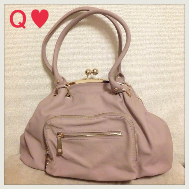 Ｑ♥がまぐちバッグ【美品】 レディースのバッグ(ショルダーバッグ)の商品写真