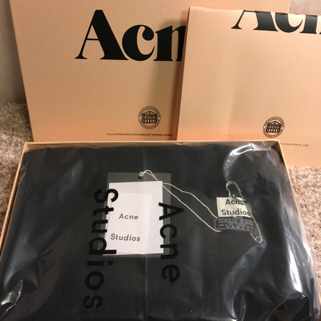 200×70の大判サイズカラーAcne Studios　マフラー ☆即日発送☆