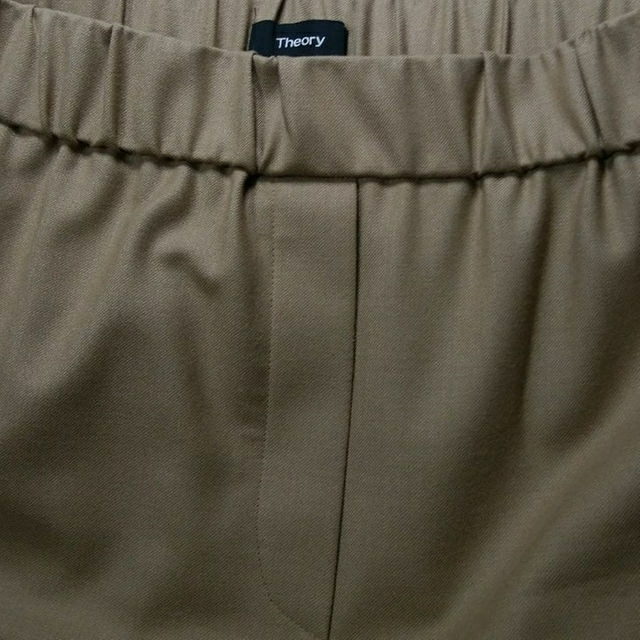 theory(セオリー)の専用　セオリー　LIGHT.SAXONY   CULOTTE J   グラハムS レディースのパンツ(クロップドパンツ)の商品写真