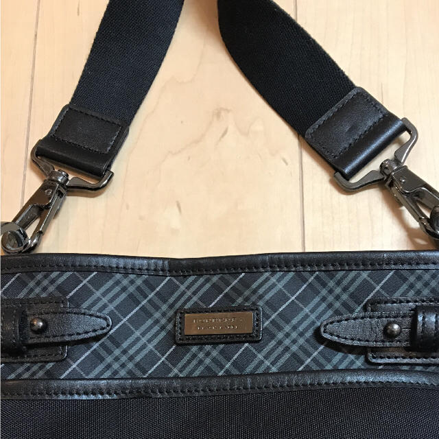 BURBERRY BLACK LABEL(バーバリーブラックレーベル)のバーバリーブラックレーベル ショルダーバッグ メンズのバッグ(ショルダーバッグ)の商品写真