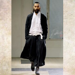 ヨウジヤマモト(Yohji Yamamoto)のyohjiyamamoto pourhomme 袴パンツ 初期モデル(スラックス)