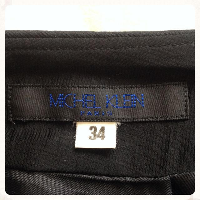 MICHEL KLEIN(ミッシェルクラン)のふんわり ひざ丈スカート 小さいサイズ☆ レディースのスカート(ひざ丈スカート)の商品写真