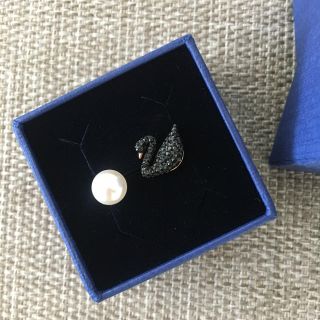 SWAROVSKI(パール ・ リング(指輪))のフリマアイテム一覧 SWAROVSKI(パール ・ リング(指輪))のフリマアイテム一覧