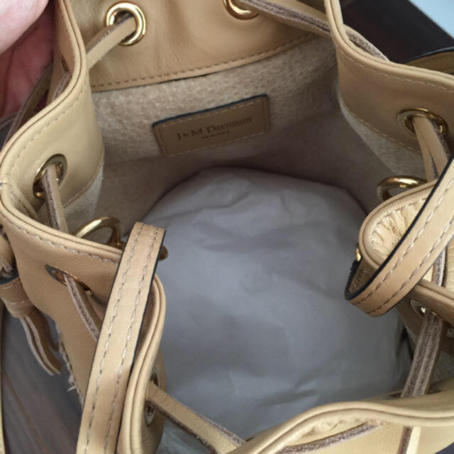 J&M DAVIDSON(ジェイアンドエムデヴィッドソン)の1☆美品✳︎j&m ベージュMサイズ カーニバル レディースのバッグ(ショルダーバッグ)の商品写真