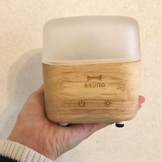 BRUNO ブルーノ ウッドアロマディフューザー 卓上 加湿器 コンパクト (アロマディフューザー)