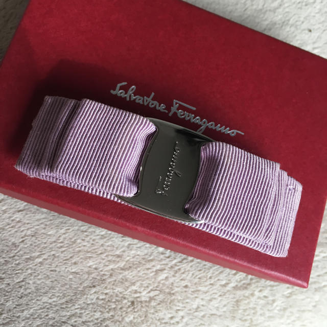 Salvatore Ferragamo(サルヴァトーレフェラガモ)の正規品♡フェラガモバレッタ レディースのヘアアクセサリー(バレッタ/ヘアクリップ)の商品写真