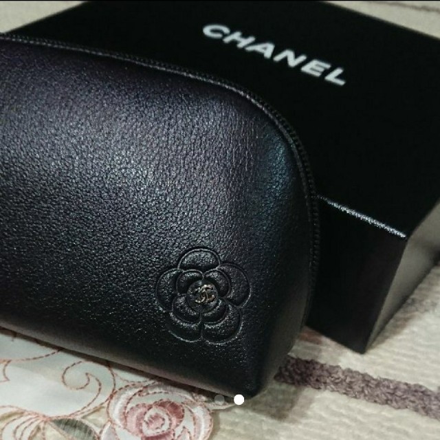 CHANEL(シャネル)の未使用☆シャネル☆CHANEL☆ポーチ レディースのファッション小物(ポーチ)の商品写真