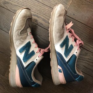 New Balance - New balance ピンク×グリーン スニーカー 23cmの通販 by ...