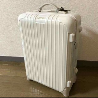 RIMOWA ホワイトスーツケース