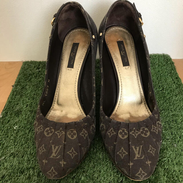 LOUIS VUITTON(ルイヴィトン)のLouis Vuitton＊モノグラムブラウンパンプス 36/ レディースの靴/シューズ(ハイヒール/パンプス)の商品写真