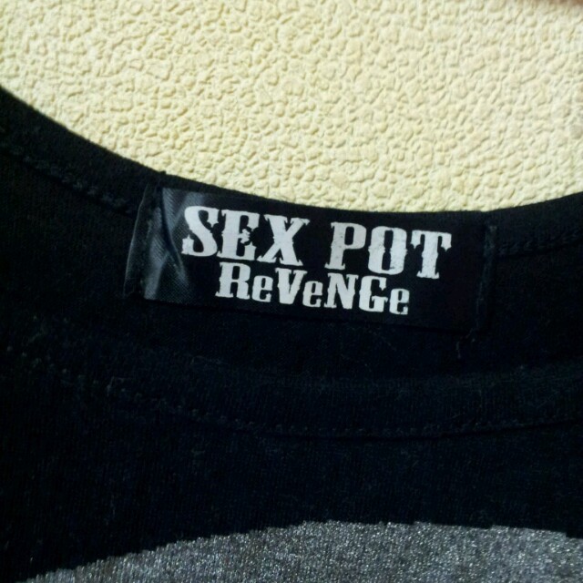 SEX POT ReVeNGe(セックスポットリベンジ)のSEX POT タンクトップ レディースのトップス(タンクトップ)の商品写真