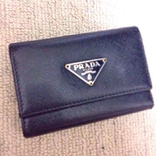 プラダ(PRADA)のPRADAキーケース(キーホルダー)