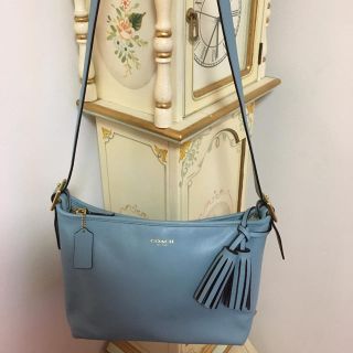 コーチ(COACH)のCOACHタッセル付きショルダー(ショルダーバッグ)