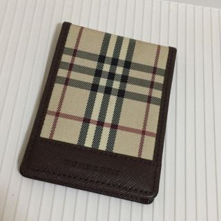 バーバリー(BURBERRY)の程度良好本物バーバリーのベージュ系チェックのカードケース・定期入れ(名刺入れ/定期入れ)