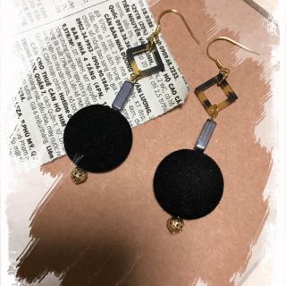 ハンドメイド ピアス(ピアス)