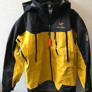 ARC'TERYX(ジャケット/アウター ・ イエロー/黄色系)のフリマ ARC'TERYX(ジャケット/アウター ・ イエロー/黄色系)のフリマ