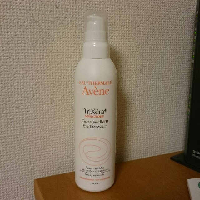 Avene(アベンヌ)のアベンヌ  トリクセラプラス  エモリエントクリーム コスメ/美容のボディケア(ボディクリーム)の商品写真