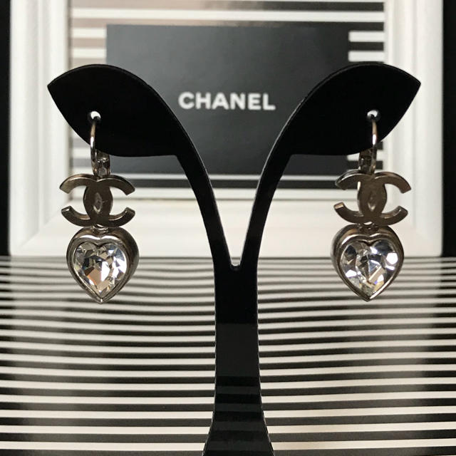 ♕CHANEL ココ×ハートピアス♕