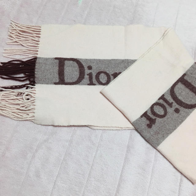 Christian Dior - Dior マフラー ピンク 新品の通販 by しろ's shop｜クリスチャンディオールならラクマ