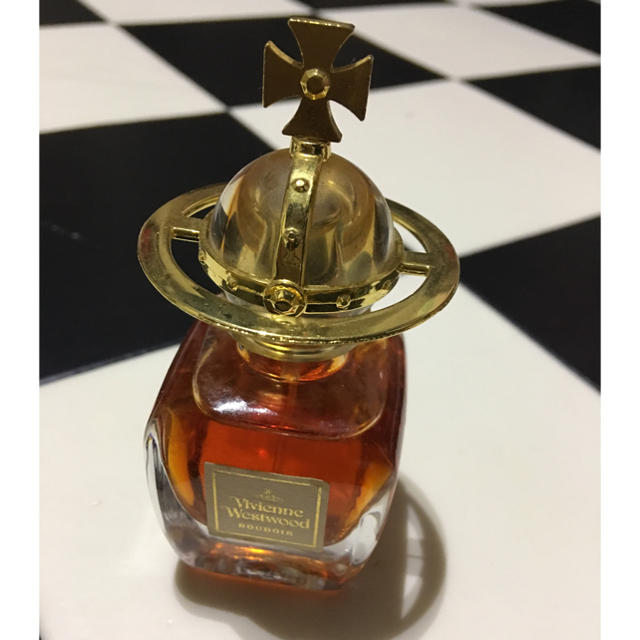 Vivienne Westwood(ヴィヴィアンウエストウッド)のVivienne Westwood ヴィヴィアン BOUDOIR 30ml コスメ/美容の香水(香水(女性用))の商品写真