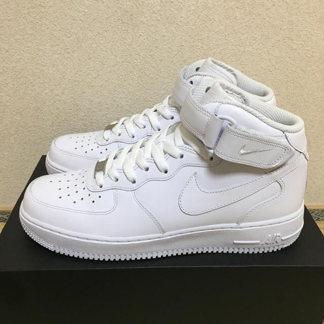 NIKE - NIKE AIR FORCE 1 MID ナイキ エアフォース1 箱無しの通販 by ...