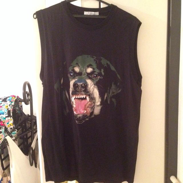 GIVENCHY(ジバンシィ)のジバンシィ☆Ｔシャツ レディースのトップス(Tシャツ(半袖/袖なし))の商品写真