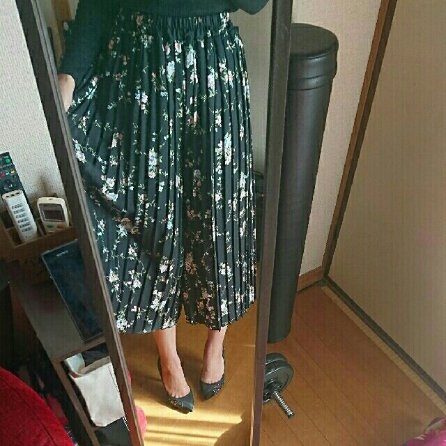 花柄 スカーチョ レディースのスカート(ロングスカート)の商品写真