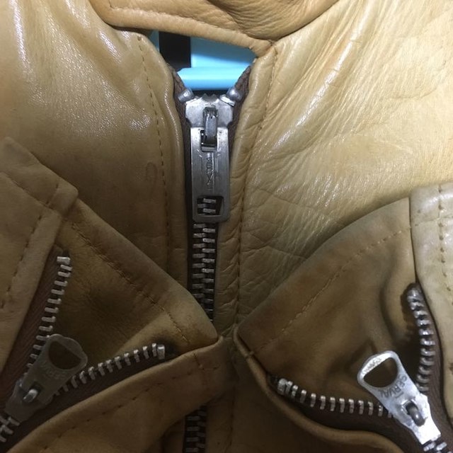 70sヴィンテージキャメルシングルライダース 希少 size36 送料無料 メンズのジャケット/アウター(ライダースジャケット)の商品写真