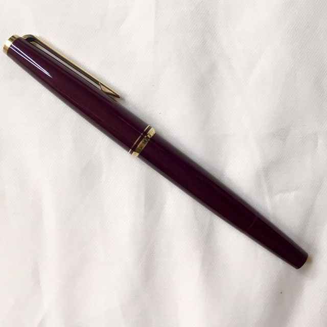 最大86%OFFクーポン MONTBLANC 万年筆 #224 バーガンディ eurocursions.com
