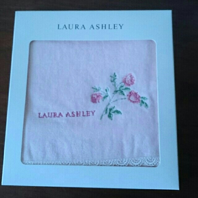 LAURA ASHLEY(ローラアシュレイ)のJSB様専用 インテリア/住まい/日用品のインテリア小物(その他)の商品写真